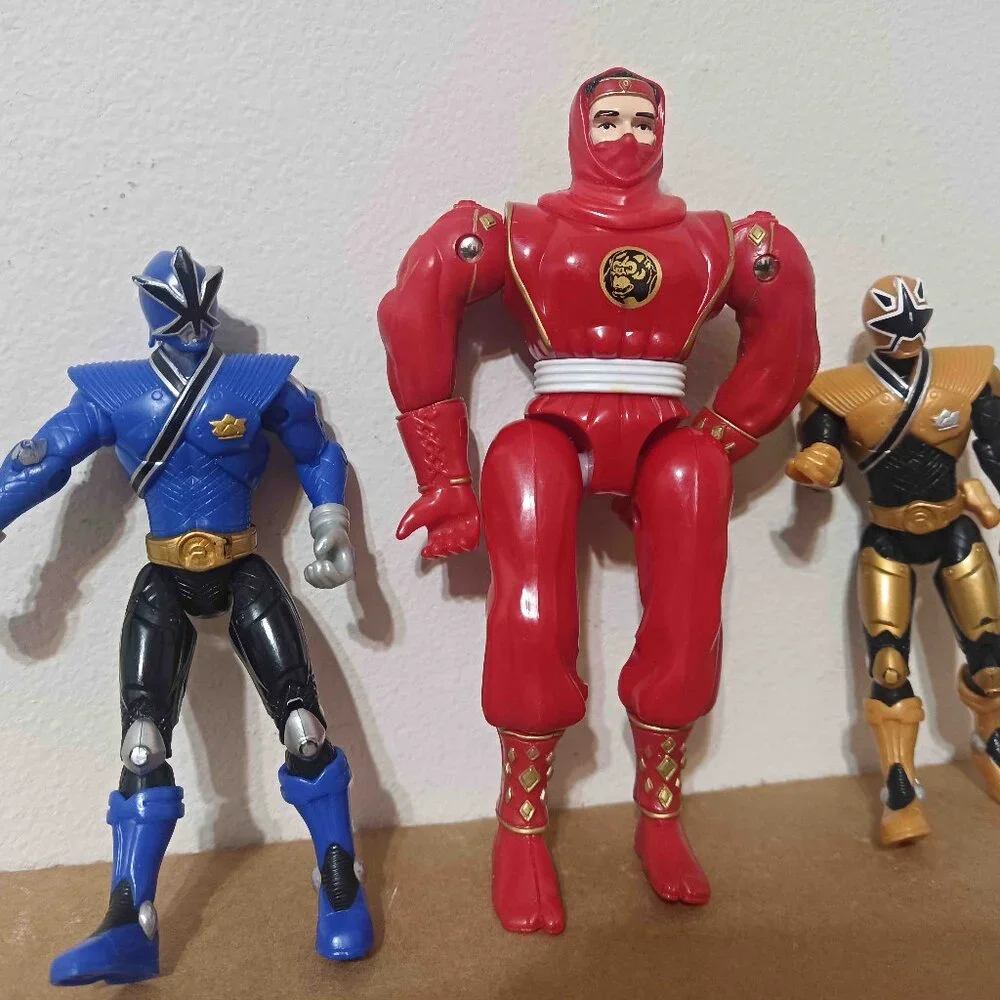 Power Rangers Collection Bundle - Picture 5 of 8